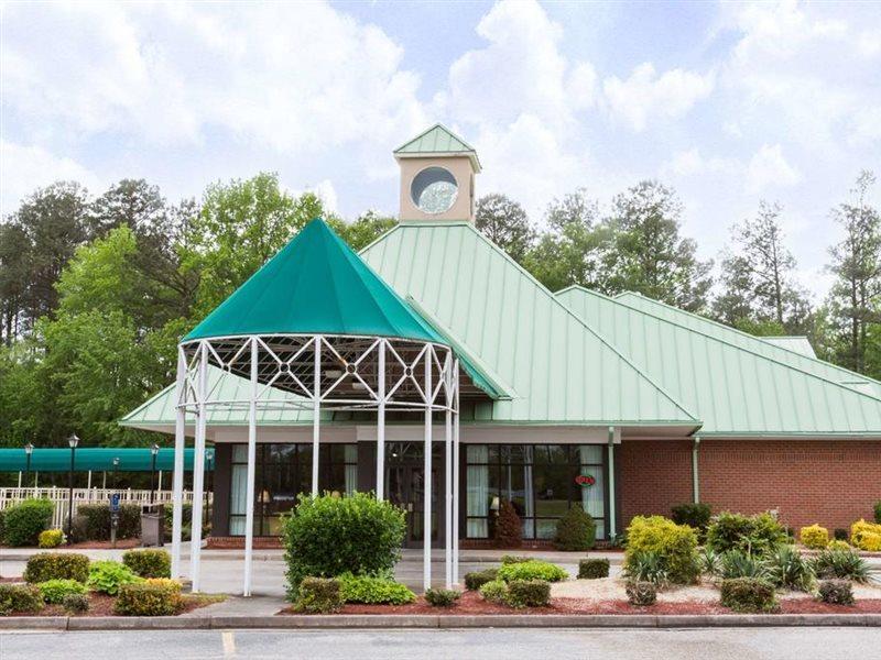 Days Inn By Wyndham Petersburg/South Fort Lee מראה חיצוני תמונה
