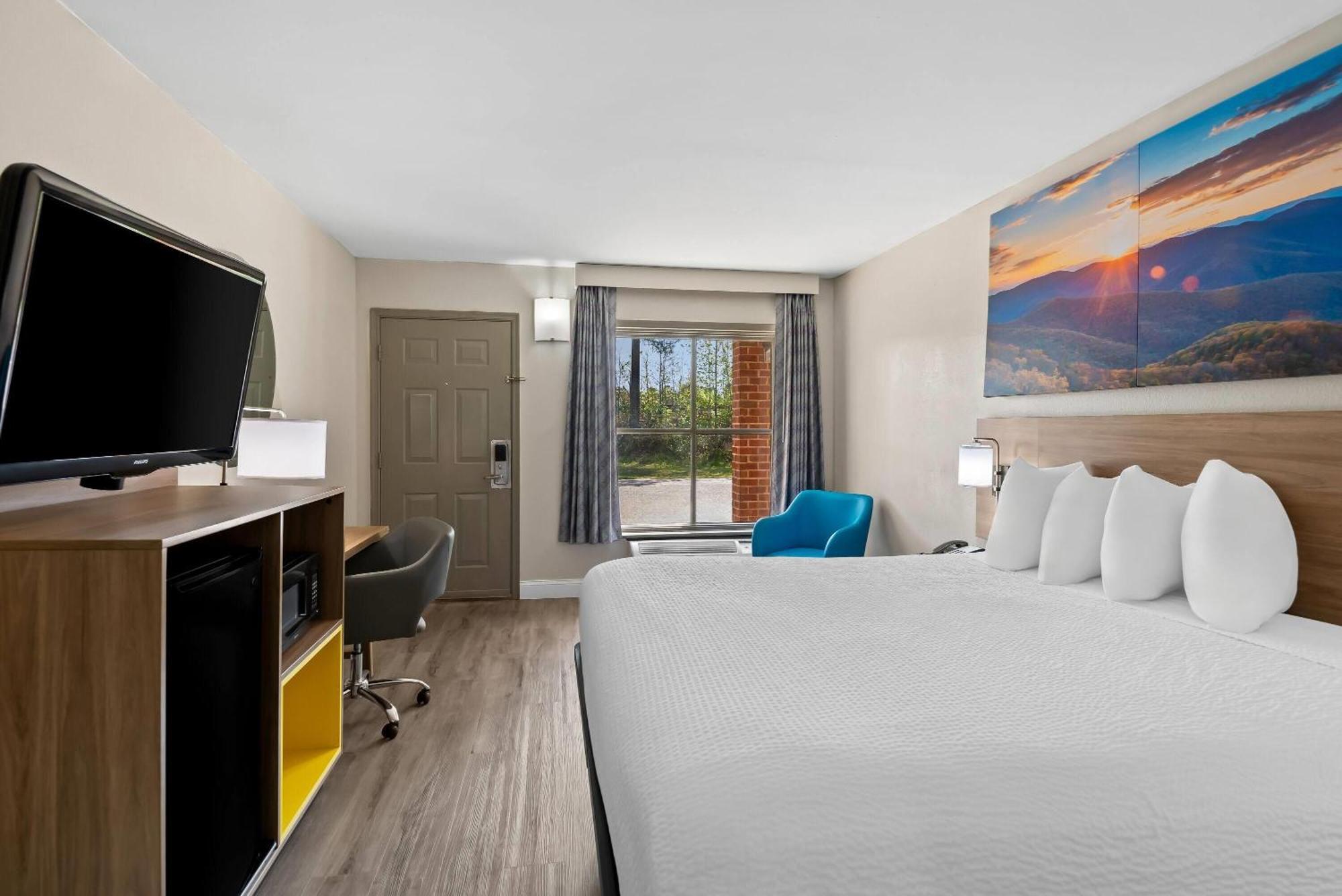 Days Inn By Wyndham Petersburg/South Fort Lee מראה חיצוני תמונה